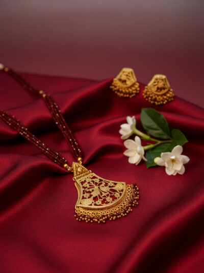 Mayura Phool Thewa Garnet Glass Bridal Pendant Set