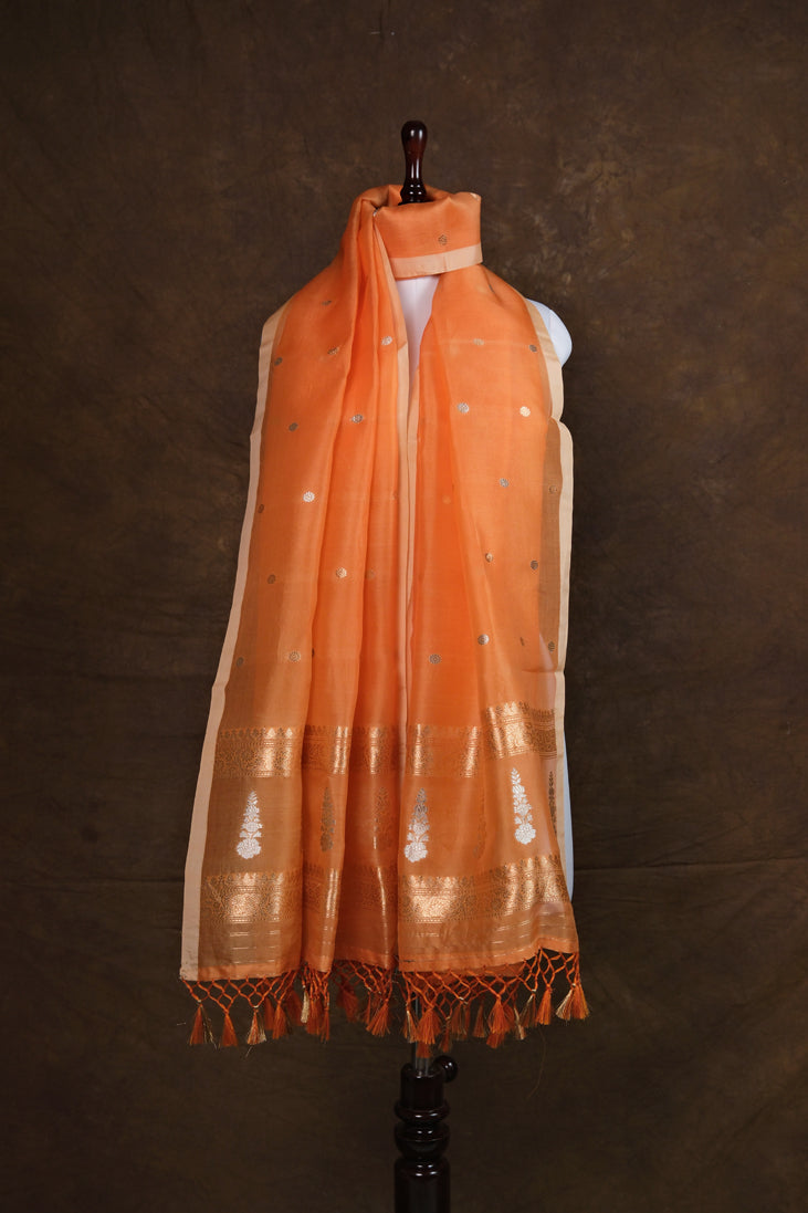 Kesariya Phool Dupatta | Handwoven Banarasi Silk Dupatta