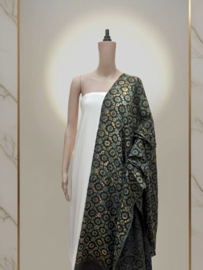 Ajrak Kaali Phoolwari | Handwoven Dupatta