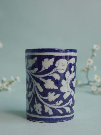 Floral Vine Tabletop Decorative Pen Holder