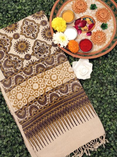 Ajrak Suvarna Rekha | Handwoven Stall