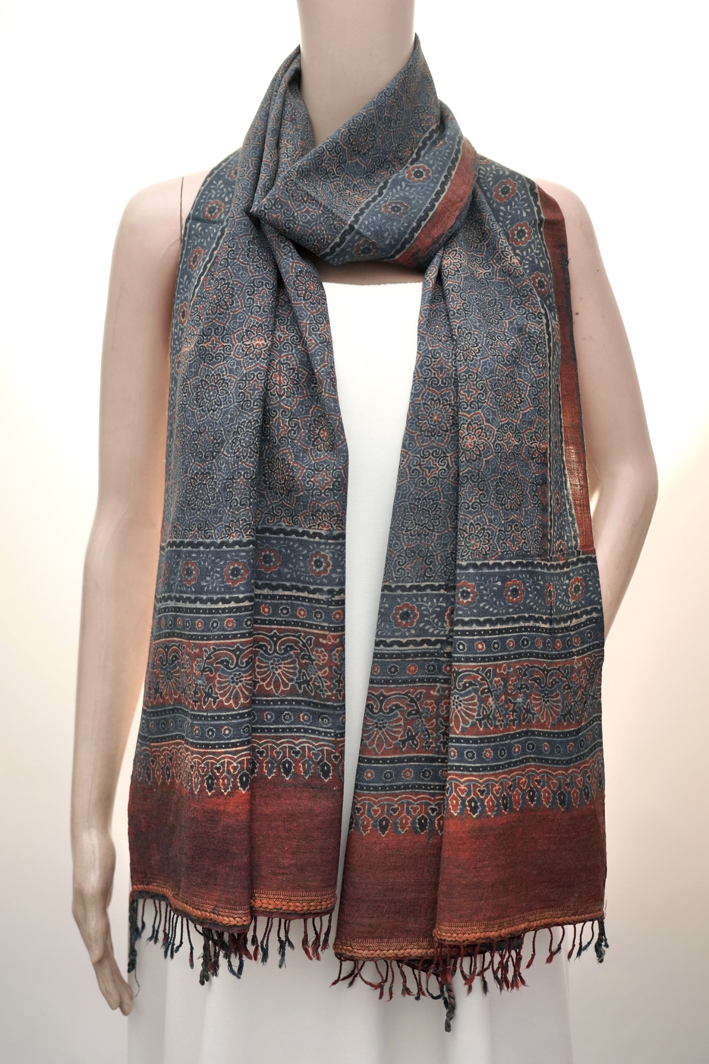 Ajrak Surya Phool | Handwoven Stall