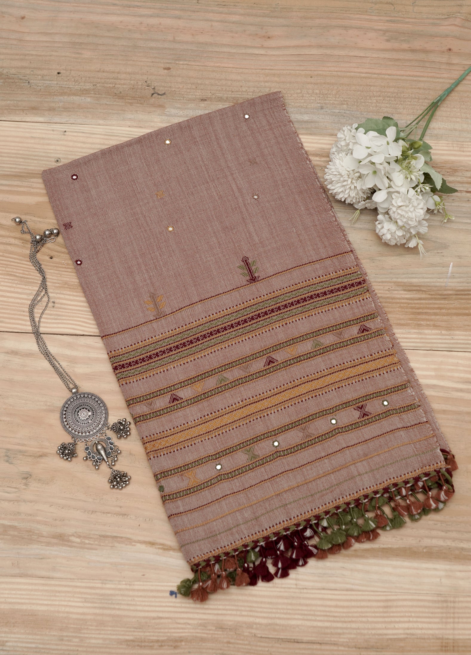 Desert Bloom | Handcrafted Wool Mirrorwork Kutch Stall