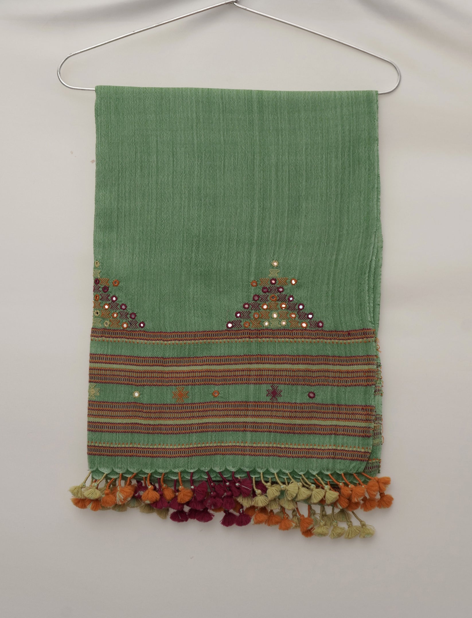 Spark of Verdant | Handwoven Kutch Wool Mirrorwork Stall
